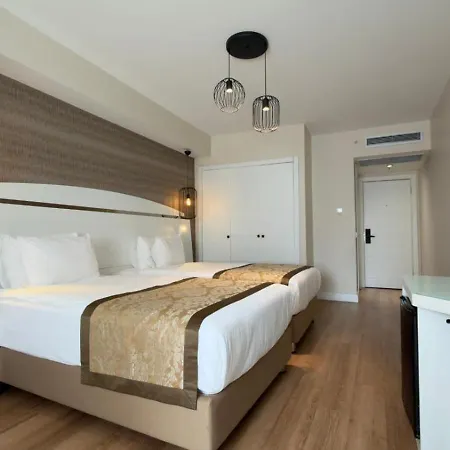 Otel The Golden Park *